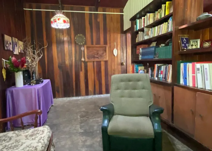 La Casa De Dona Nena Lodge