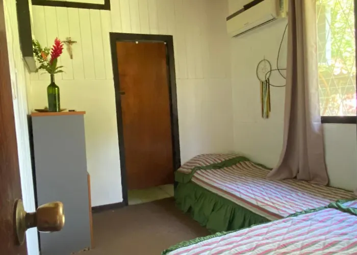 La Casa De Dona Nena Juntas (Abangares)