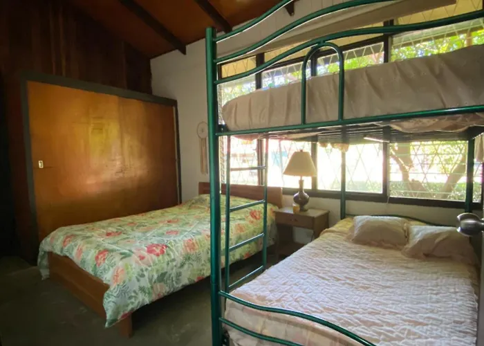 La Casa De Dona Nena Juntas (Abangares)